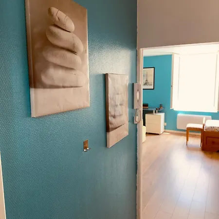 Grand T1 Tv 43' Avec Netflix - Canal Serie - Apple Tv - Ocs - - Dazen - Bein Sport - Prime Video Lägenhet