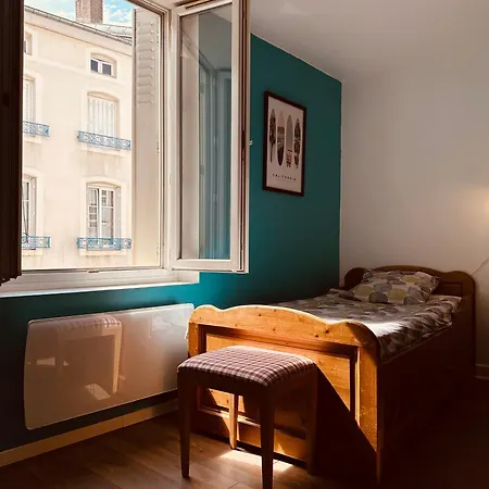 Grand T1 Tv 43' Avec Netflix - Canal Serie - Apple Tv - Ocs - - Dazen - Bein Sport - Prime Video Lägenhet